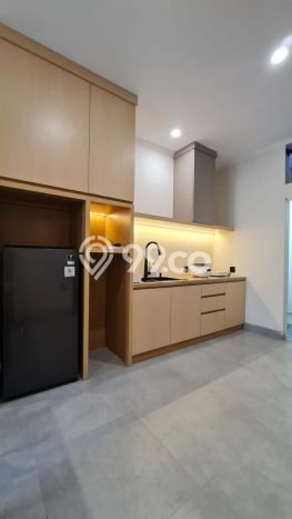 Rumah di Solo Baru, 2 KM, Pemandangan Kota, Luas 77m² Bangunan 128m² Rumah di Solo Baru, 2 KM, Pemandangan Kota, Luas 77m² Bangunan 128m²