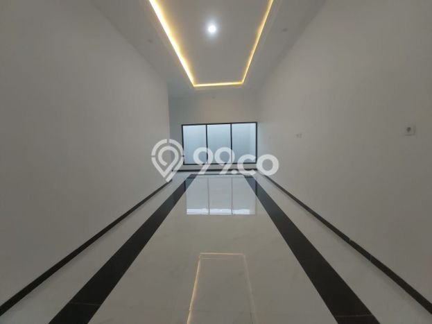 Lokasi strategis! Rumah siap pakai dikontrakkan di Solo Baru LB 160m2 Lokasi strategis! Rumah siap pakai dikontrakkan di Solo Baru LB 160m2