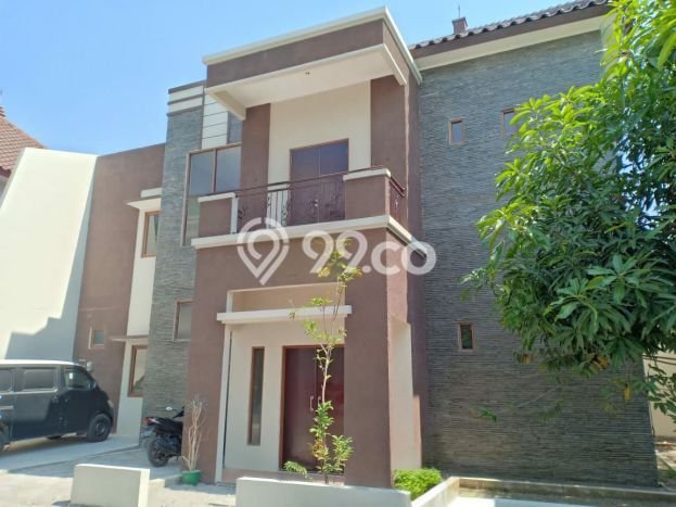 Dijual Rumah Minimalis Bagus Punya 3 KT di Colomadu Solo SHM Dijual Rumah Minimalis Bagus Punya 3 KT di Colomadu Solo SHM