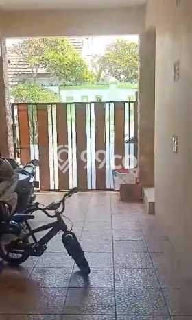 Dijual Rumah Strategis Bagus Punya 3 KT di Solo Baru Solo SHM Dijual Rumah Strategis Bagus Punya 3 KT di Solo Baru Solo SHM