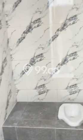 Rumah Asri area Pasar Kliwon, 2 KM, Lingkungan Tenang, LT 180m² Bangunan 160m² Rumah Asri area Pasar Kliwon, 2 KM, Lingkungan Tenang, LT 180m² Bangunan 160m²
