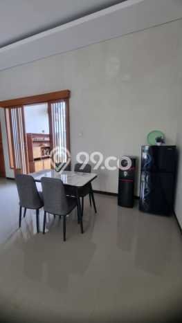 Rumah di Solo Baru, 2 KT, Lingkungan Asri, LT 120m2m² LB 90m2m² Rumah di Solo Baru, 2 KT, Lingkungan Asri, LT 120m2m² LB 90m2m²