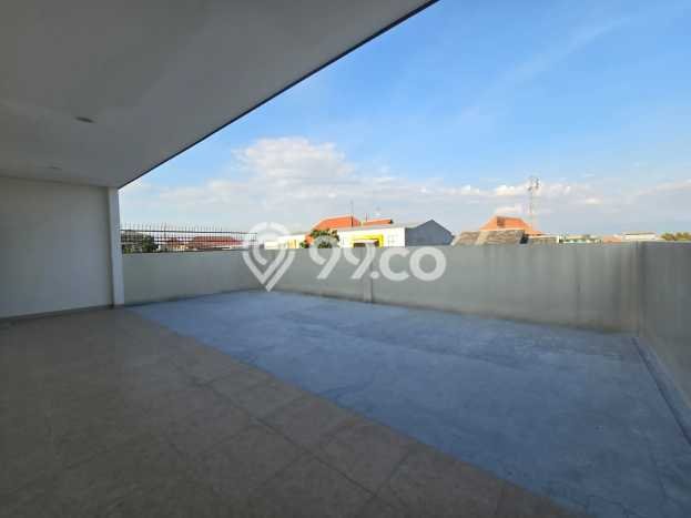 Ruko Disewa di Serengan, Solo, LT 302m2 / LB 420m2 Ruko Disewa di Serengan, Solo, LT 302m2 / LB 420m2