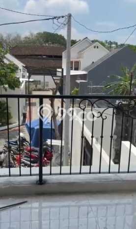Rumah Asri area Pasar Kliwon, 2 KM, Lingkungan Tenang, LT 180m² Bangunan 160m² Rumah Asri area Pasar Kliwon, 2 KM, Lingkungan Tenang, LT 180m² Bangunan 160m²