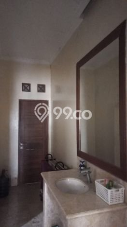 Dijual Rumah 3 KT di Laweyan, Solo - LT 371m2m² Dijual Rumah 3 KT di Laweyan, Solo - LT 371m2m²