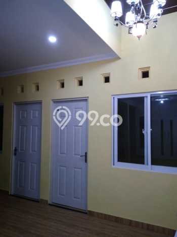 Lokasi strategis! Rumah siap huni dikontrakkan di Laweyan LB 150m2 Lokasi strategis! Rumah siap huni dikontrakkan di Laweyan LB 150m2
