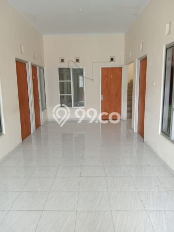 BEST CHOICE! Rumah di Grogol, 8 KM, Akses Sekolah, Luas 180m² LB 200m² BEST CHOICE! Rumah di Grogol, 8 KM, Akses Sekolah, Luas 180m² LB 200m²