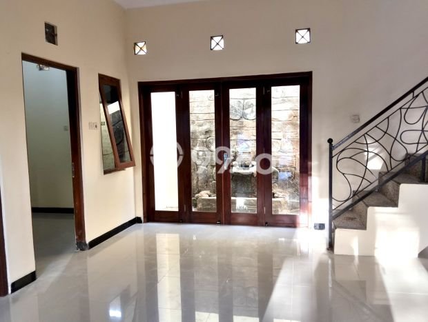 Rumah Cantik Siap Pakai Di Kartosuro Luas 90m2 Aman Rumah Cantik Siap Pakai Di Kartosuro Luas 90m2 Aman