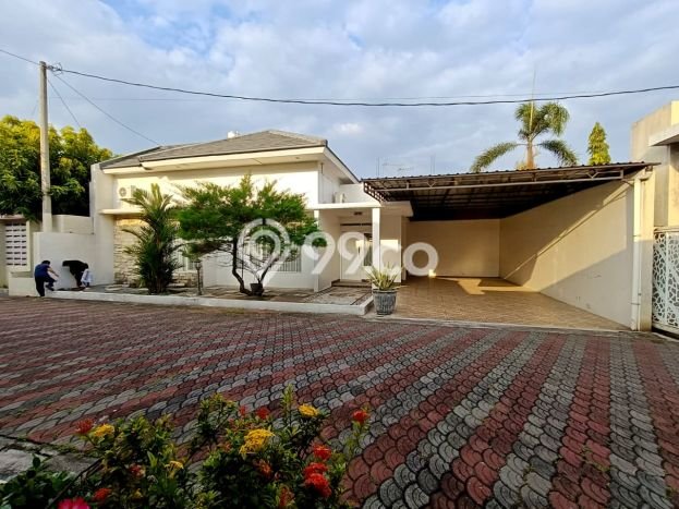 Jual Rumah Bagus Siap Huni LB 100m2 di Kartosuro, Solo Jual Rumah Bagus Siap Huni LB 100m2 di Kartosuro, Solo