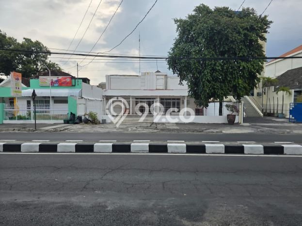Komersial Komersial Disewakan di Manahan Solo Luas 419m2 Komersial Komersial Disewakan di Manahan Solo Luas 419m2