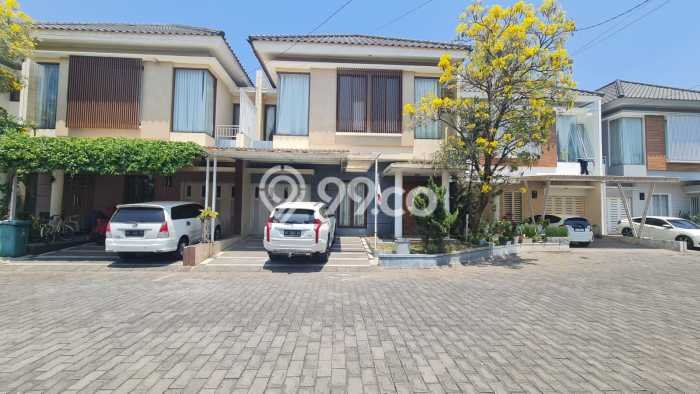 Siap Huni Rumah Mewah 5 Kamar di Solo Baru Dekat ke Mana Saja Siap Huni Rumah Mewah 5 Kamar di Solo Baru Dekat ke Mana Saja