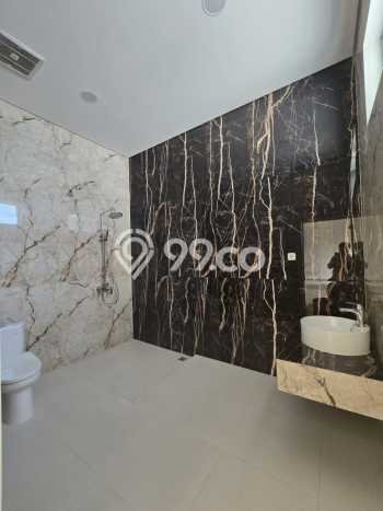 Ruko Disewa di Serengan, Solo, LT 302m2 / LB 420m2 Ruko Disewa di Serengan, Solo, LT 302m2 / LB 420m2