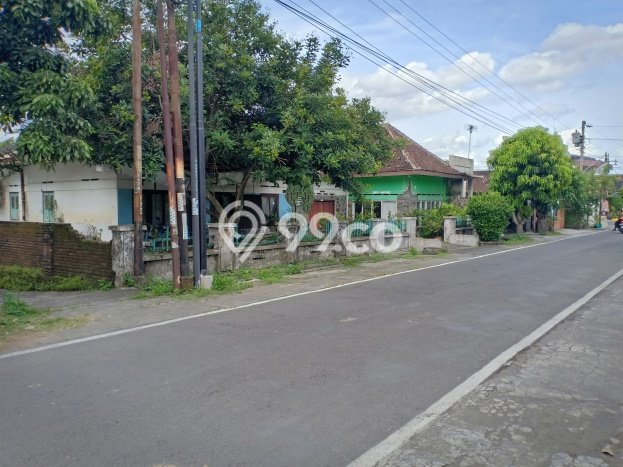 Kavling Tanah di Laweyan Dijual Luas 755m2 Legalitas SHM Kavling Tanah di Laweyan Dijual Luas 755m2 Legalitas SHM