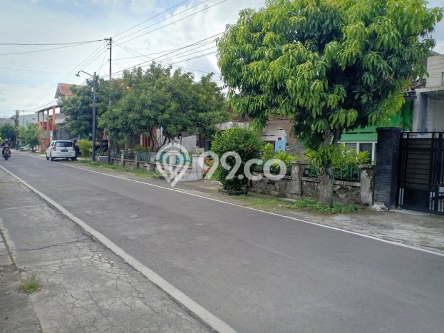 Kavling Tanah di Laweyan Dijual Luas 755m2 Legalitas SHM Kavling Tanah di Laweyan Dijual Luas 755m2 Legalitas SHM