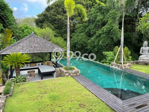 FOR SALE! Vila di , Luas 2340m2m², Lokasi Strategis FOR SALE! Vila di , Luas 2340m2m², Lokasi Strategis