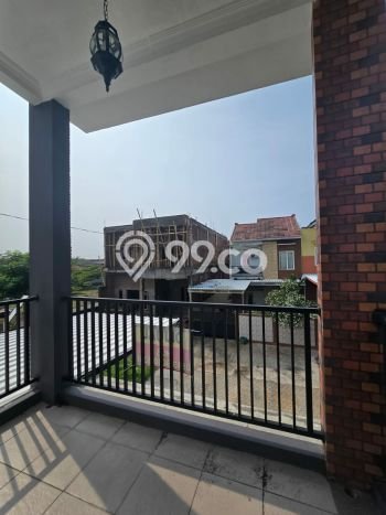 Rumah Siap Pakai di Gentan, Solo, Luas 121m² Bangunan 150m² Rumah Siap Pakai di Gentan, Solo, Luas 121m² Bangunan 150m²