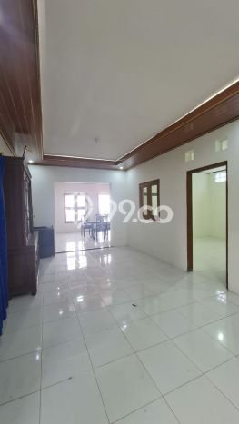 Hunian Cantik Modern Lb 300m2 di Tawangmangu, Karanganyar Hunian Cantik Modern Lb 300m2 di Tawangmangu, Karanganyar
