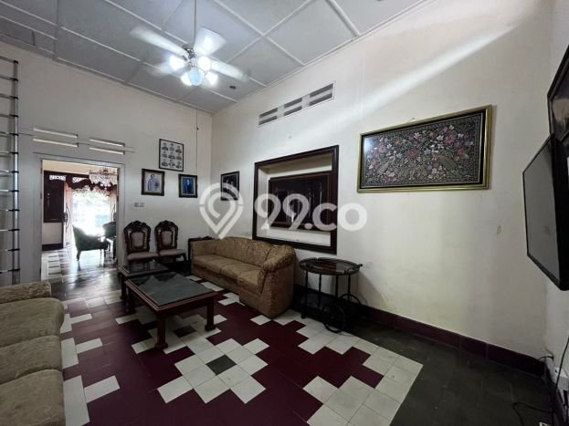 Hunian Mewah Siap Huni LT 681m2 di Banjarsari, Solo Hunian Mewah Siap Huni LT 681m2 di Banjarsari, Solo