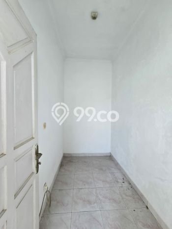 HARGA SPECIAL! Rumah Asri di Colomadu, LT 142m2m² Bangunan 200m2m² HARGA SPECIAL! Rumah Asri di Colomadu, LT 142m2m² Bangunan 200m2m²