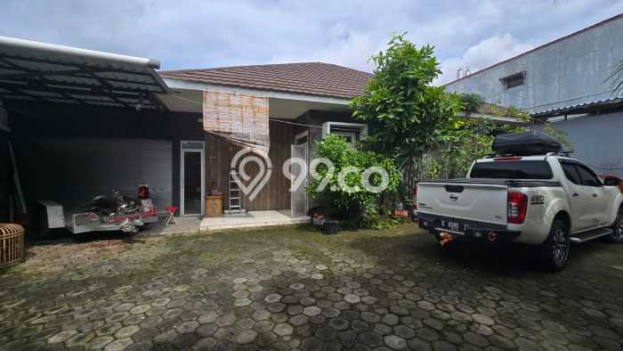 Kos-kosan Dijual di Jebres, Solo, 21 KT, 20 KM, Bangunan 650m2 Kos-kosan Dijual di Jebres, Solo, 21 KT, 20 KM, Bangunan 650m2