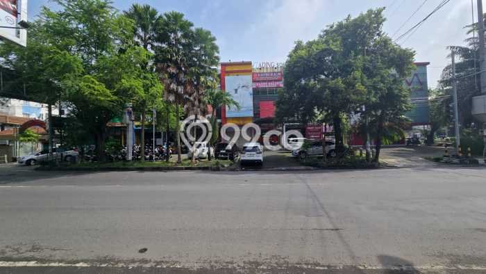 Unit Ruko Dijual di Pasar Kliwon Solo Luas Bangunan 165m2 Unit Ruko Dijual di Pasar Kliwon Solo Luas Bangunan 165m2