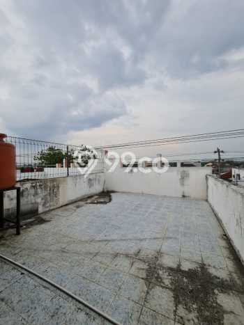 AREA BISNIS! Ruko di Solo Baru, Luas 100m², Area Strategis AREA BISNIS! Ruko di Solo Baru, Luas 100m², Area Strategis