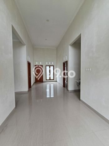 Rumah Strategis Modern Lb 90m2 di Solo Baru, Solo Rumah Strategis Modern Lb 90m2 di Solo Baru, Solo