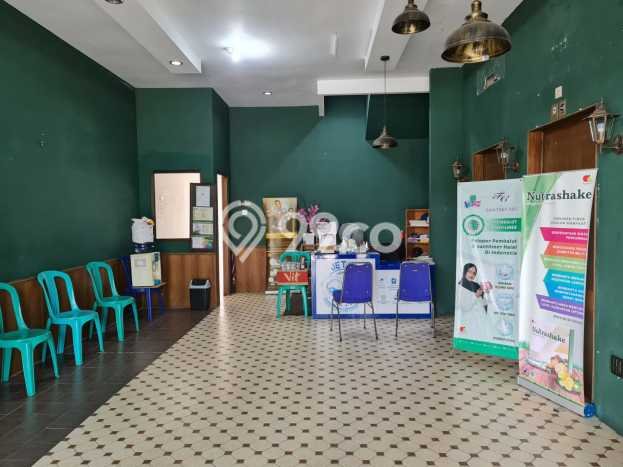 AREA TERSIBUK! Ruko di Solo Baru, Luas 300m², Pusat Komersial AREA TERSIBUK! Ruko di Solo Baru, Luas 300m², Pusat Komersial