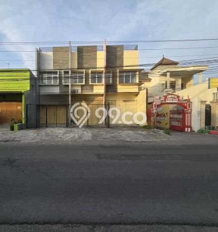 SEWA TERBAIK! Ruko Kawasan Solo Baru, Luas 96m², Area Strategis SEWA TERBAIK! Ruko Kawasan Solo Baru, Luas 96m², Area Strategis