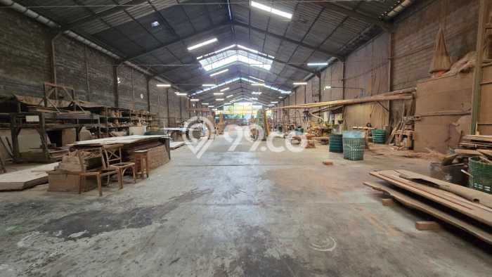 Untuk Dijual Gudang di Solo Baru Solo LT 2227m2 / LB 2000m2 Untuk Dijual Gudang di Solo Baru Solo LT 2227m2 / LB 2000m2