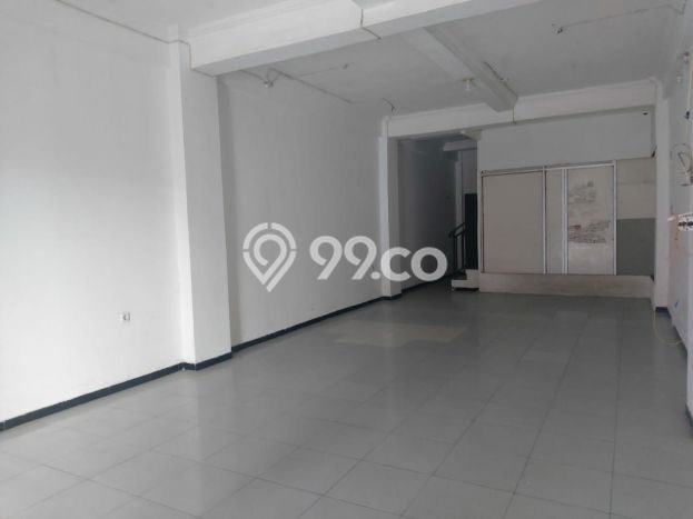 Untuk Disewa Ruko di Banjarsari Solo LT 108m2, LB 240m2 Untuk Disewa Ruko di Banjarsari Solo LT 108m2, LB 240m2