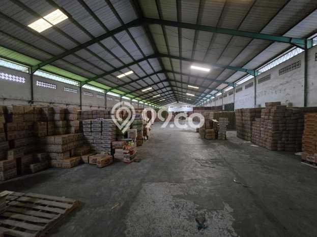Lokasi Strategis! Dijual Gudang Bisnis di Karanganyar, Solo Kondisi Bagus Lokasi Strategis! Dijual Gudang Bisnis di Karanganyar, Solo Kondisi Bagus