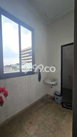 Unit Ruko Paling Strategis di Solo Baru Solo dengan LB 280m2 Unit Ruko Paling Strategis di Solo Baru Solo dengan LB 280m2