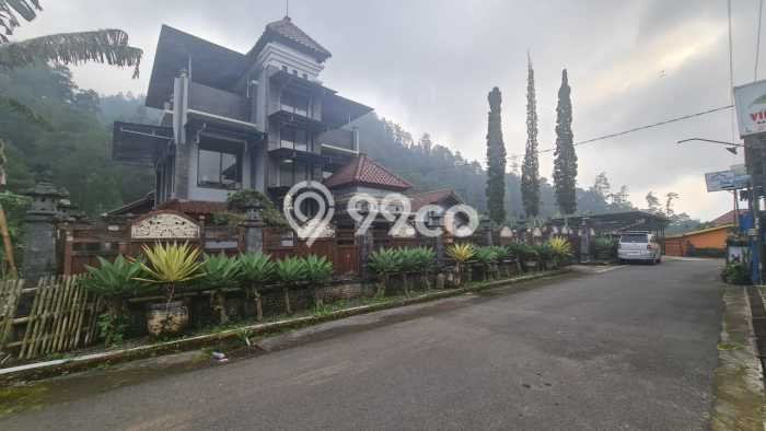 AREA PREMIUM! Vila Kawasan Tawangmangu, Dimensi 1555m2m², View Menarik sekitar AREA PREMIUM! Vila Kawasan Tawangmangu, Dimensi 1555m2m², View Menarik sekitar