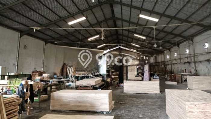 Pabrik Dijual Lokasi Emas di Grogol Luas 4135m2 Pabrik Dijual Lokasi Emas di Grogol Luas 4135m2