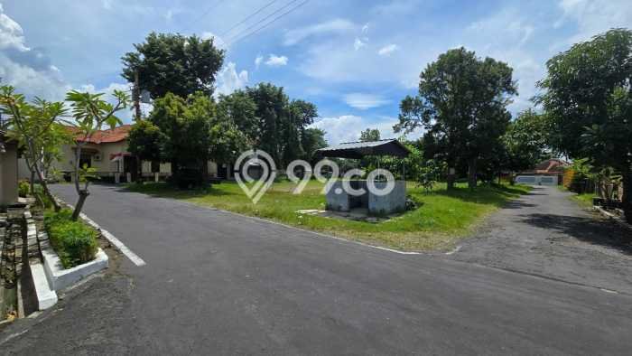 Tanah Kosong Dijual di Solo dengan Area 2323m2 Tanah Kosong Dijual di Solo dengan Area 2323m2