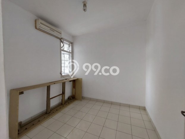 Rumah Modern 3 KT LT 136m2 di Kota Wisata Rumah Modern 3 KT LT 136m2 di Kota Wisata