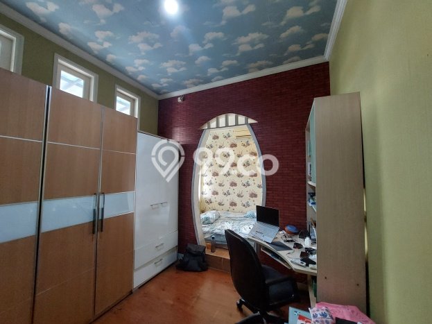 Rumah Luas Asri 4 KT Siap Pakai di Kota Wisata Bogor Rumah Luas Asri 4 KT Siap Pakai di Kota Wisata Bogor