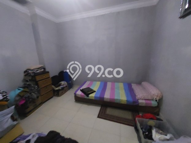 Dijual Hunian Rumah Terawat 3 Kamar di Raffles Hills, Jakarta Timur Dijual Hunian Rumah Terawat 3 Kamar di Raffles Hills, Jakarta Timur