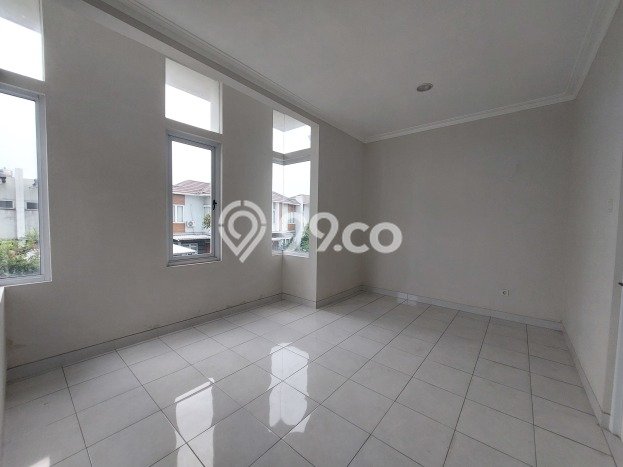 Jual Rumah Modern 3 KT di Kota Wisata, Jakarta Timur Jual Rumah Modern 3 KT di Kota Wisata, Jakarta Timur