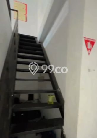 Disewakan Ruko komersial di Kemayoran luas bangunan 450m2 Disewakan Ruko komersial di Kemayoran luas bangunan 450m2