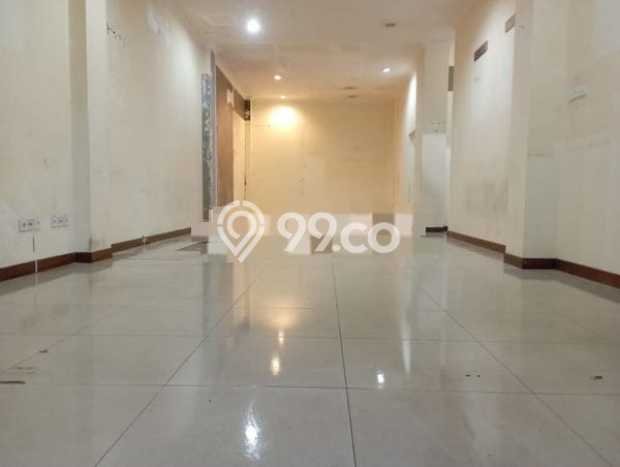 LOKASI STRATEGIS! Ruko Disewakan di Cikini, Luas 276m², Pusat Niaga LOKASI STRATEGIS! Ruko Disewakan di Cikini, Luas 276m², Pusat Niaga