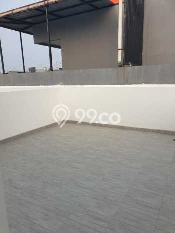 Rumah Luxury Modern Siap Huni di Pluit Jakarta Utara Rumah Luxury Modern Siap Huni di Pluit Jakarta Utara