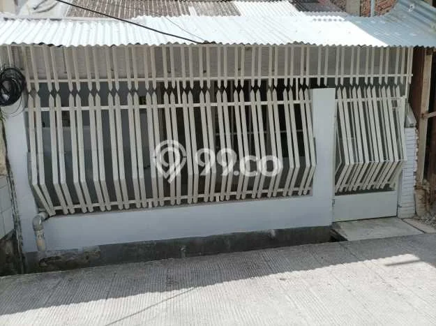 For Sale Rumah 3 Kamar Lokasi Ideal Bagus dan Strategis di Pademangan For Sale Rumah 3 Kamar Lokasi Ideal Bagus dan Strategis di Pademangan