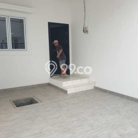 Rumah Luxury Modern Siap Huni di Pluit Jakarta Utara Rumah Luxury Modern Siap Huni di Pluit Jakarta Utara