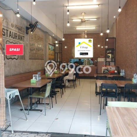Unit Ruko Dijual di Jakarta Pusat LT 75m2 & LB 216m2 Unit Ruko Dijual di Jakarta Pusat LT 75m2 & LB 216m2