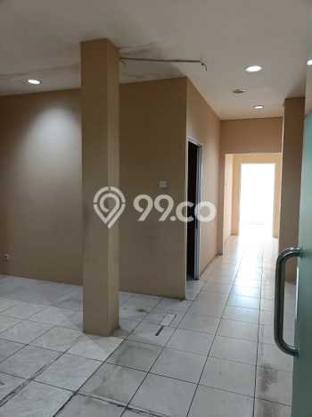 Disewakan Ruko di Tebet Jakarta Selatan LT 81m2, LB 450m2 Disewakan Ruko di Tebet Jakarta Selatan LT 81m2, LB 450m2