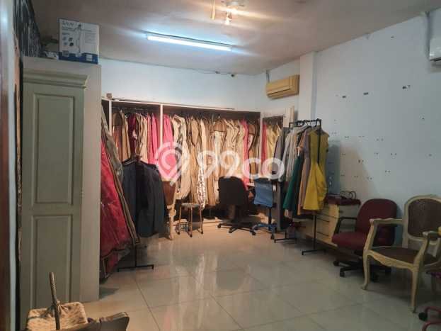 Unit Ruko Dijual di Jakarta Pusat LT 75m2 & LB 216m2 Unit Ruko Dijual di Jakarta Pusat LT 75m2 & LB 216m2