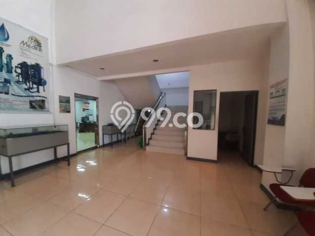 LOKASI STRATEGIS! Ruko Kawasan , Luas 2000m2m², Pusat Bisnis LOKASI STRATEGIS! Ruko Kawasan , Luas 2000m2m², Pusat Bisnis