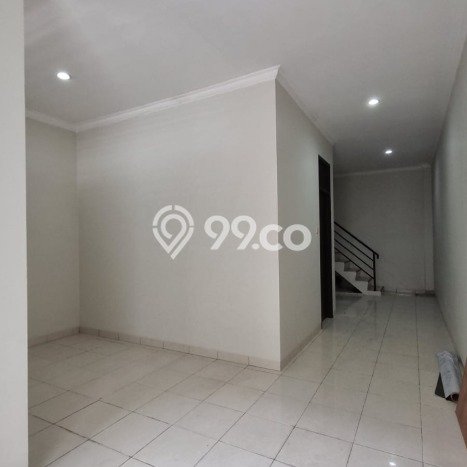 Dijual Hunian Rumah Terawat 4 KT di Tanjung Duren, Jakarta Barat Dijual Hunian Rumah Terawat 4 KT di Tanjung Duren, Jakarta Barat